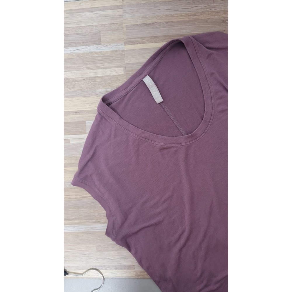 Athleta Sleeveless Relaxed Fit Women's Shirt, Size Medium